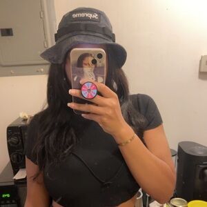 Meet your Posher, Diana